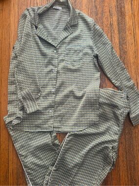 Etam Soft Green Patterned Pajama Set